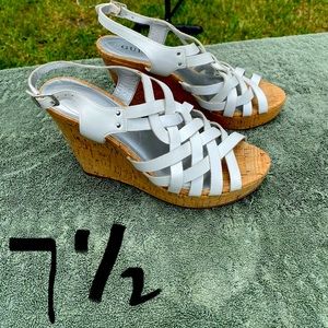 Guess Shoes size 7 1/2